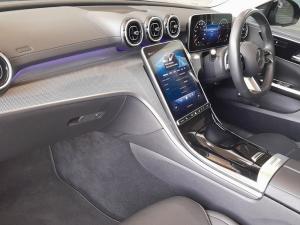 Mercedes-Benz C-Class C200 Avantgarde - Image 12