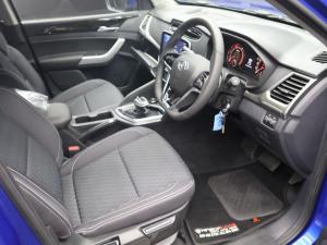 L D V T60 2.0D Bi-Turbo double cab Max Pro 4x4 auto - Image 9