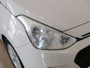 Hyundai Grand i10 1.2 Fluid auto - Image 8
