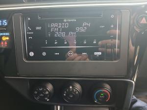 Toyota Corolla Quest 1.8 Plus manual - Image 12