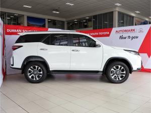 Toyota Fortuner 2.4GD-6 auto - Image 3