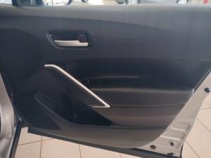 Toyota Corolla Cross 1.8 Hybrid XR - Image 32