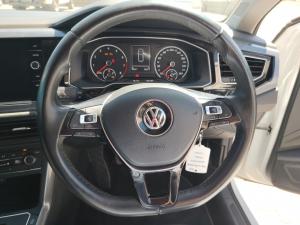 Volkswagen Polo hatch 1.0TSI Highline - Image 8