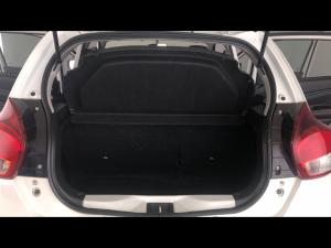 Toyota Vitz 1.0 XR manual - Image 13