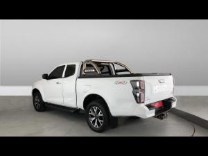 Isuzu D-Max 3.0TD Extended cab LSE 4x4 - Image 8