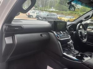 Toyota Land Cruiser 300 3.3D GX-R - Image 7