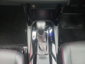 Toyota Corolla Cross 1.8 Hybrid GR-Sport - Image 12