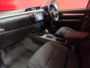 Toyota Hilux 2.8 GD-6 Raider 4X4 automaticD/C - Image 7