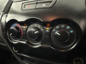 Ford Ranger 2.2TDCi XL Plus 4X4D/C - Image 5