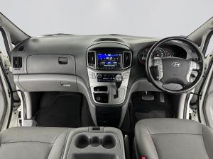 Hyundai H1 2.5 Crdi Elite automatic - Image 10