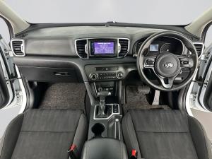 Kia Sportage 2.0 Ignite + automatic - Image 10