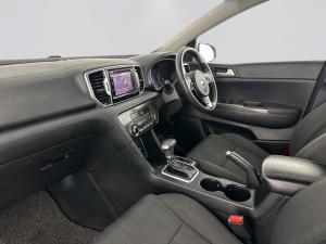 Kia Sportage 2.0 Ignite + automatic - Image 14