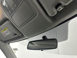 Toyota Corolla 1.6 Prestige CVT - Image 15