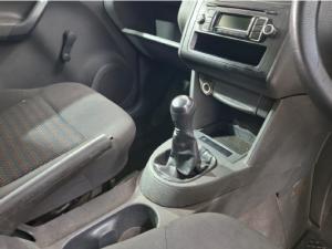 Volkswagen Caddy 2.0TDI panel van - Image 11