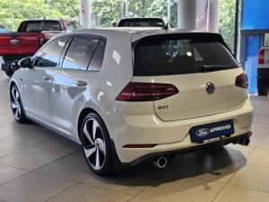 Volkswagen Golf GTI - Image 6