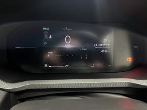 Renault Duster 1.2T hybrid Zen 4WD - Image 11