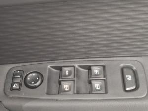 Renault Kiger 1.0 Turbo Intens auto - Image 15