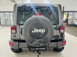 Jeep Wrangler Unlimited 3.6L Rubicon - Image 4