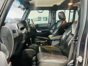 Jeep Wrangler Unlimited 3.6L Rubicon - Image 7