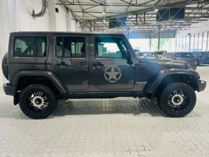 Jeep Wrangler Unlimited 3.6L Rubicon - Image 9