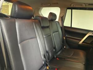 Toyota Land Cruiser Prado 2.8GD VX-L - Image 9