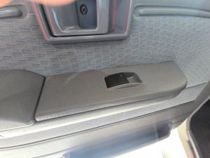 Toyota Land Cruiser 79 4.5D-4D LX V8 single cab - Image 14