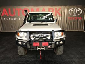Toyota Land Cruiser 79 4.5D-4D LX V8 single cab - Image 2