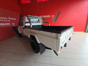 Toyota Land Cruiser 79 4.5D-4D LX V8 single cab - Image 7