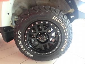 Toyota Land Cruiser 79 4.5D-4D LX V8 single cab - Image 9