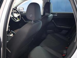 Volkswagen Polo hatch 1.0TSI Life manual - Image 23