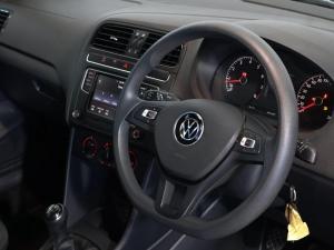 Volkswagen Polo Vivo hatch 1.4 Comfortline - Image 15