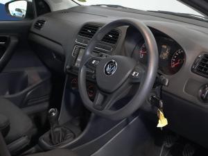 Volkswagen Polo Vivo hatch 1.4 Comfortline - Image 16