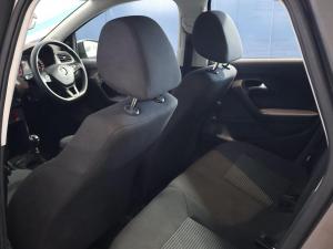 Volkswagen Polo Vivo hatch 1.4 Comfortline - Image 18