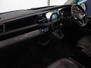 Volkswagen Caravelle 2.0BiTDI Highline 4Motion - Image 21