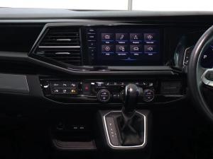 Volkswagen Caravelle 2.0BiTDI Highline 4Motion - Image 23