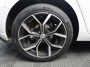 Volkswagen Polo hatch 1.0TSI Life auto - Image 7