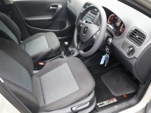 Volkswagen Polo Vivo hatch 1.4 Life - Image 9
