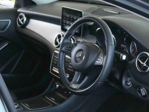 Mercedes-Benz GLA GLA200 auto - Image 13