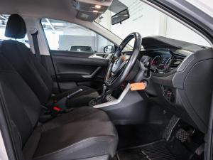 Volkswagen Polo hatch 1.0TSI Comfortline auto - Image 9