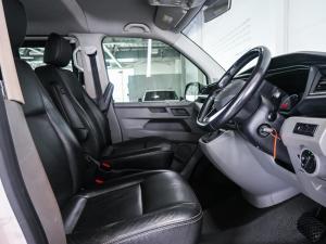 Volkswagen Transporter 2.0TDI Kombi SWB Trendline auto - Image 13