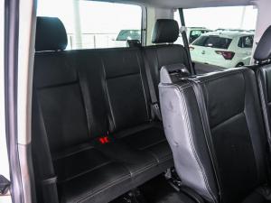 Volkswagen Transporter 2.0TDI Kombi SWB Trendline auto - Image 14