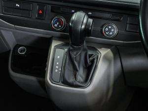 Volkswagen Transporter 2.0TDI Kombi SWB Trendline auto - Image 21