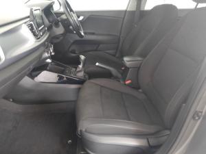 Kia Rio hatch 1.4 EX - Image 10