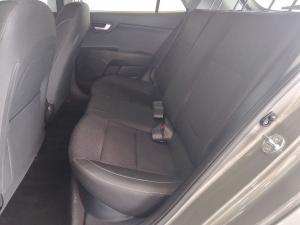Kia Rio hatch 1.4 EX - Image 11