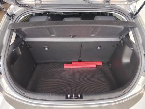 Kia Rio hatch 1.4 EX - Image 12