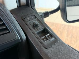 Volkswagen Transporter 2.0TDI double cab 4Motion - Image 15