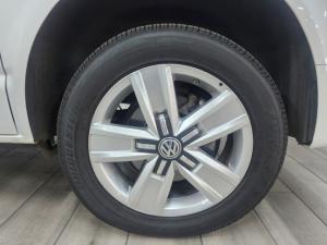 Volkswagen Transporter 2.0TDI Kombi SWB Trendline auto - Image 4