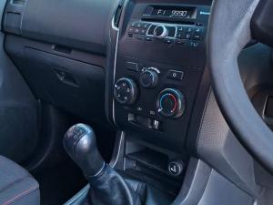 Isuzu D-Max 250 double cab - Image 5