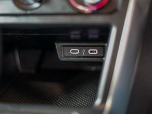 Volkswagen Polo hatch 1.0TSI Comfortline auto - Image 16