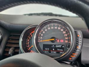 MINI Hatch Cooper Hatch 3-door auto - Image 10